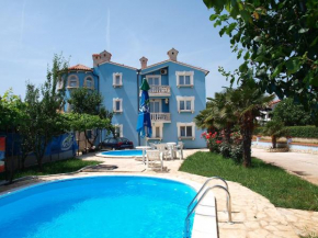 Apartment Hilde Blue-9 by Interhome
